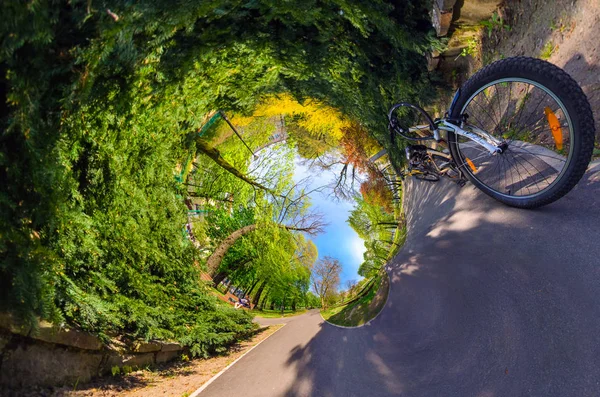 Polonya, Poznan, parkıdır - bir cadde Bağımsızlık