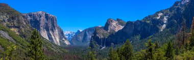 Yosemite Vadisi panoramik noktasından 