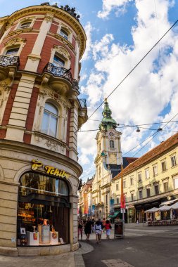 Graz Tchibo enduscho binası, kilise