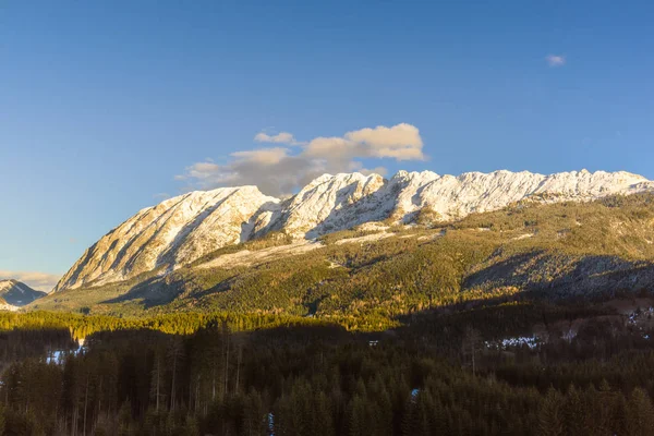 Montagne in Stiria Bad Mitterndorf Alpi tramonto — Foto Stock