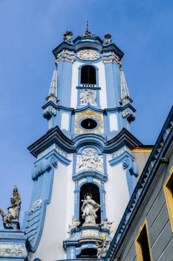Durnstein ilkbaharın başlarında, Vaçu Vadisi, Avusturya Mavi Kilise Kulesi Turizm Merkezi