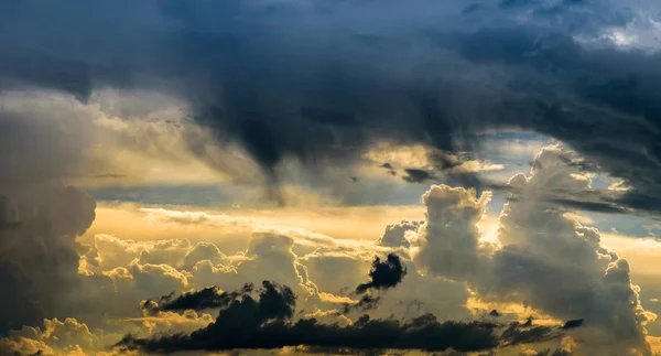 Cumulus cloud closeup — Fotografie, imagine de stoc