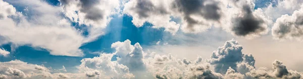 Blauer Himmel Mit Haufenwolken Sommer — Stockfoto