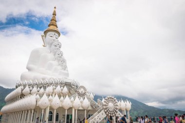 Wat Phra Dhat Phasornkaew
