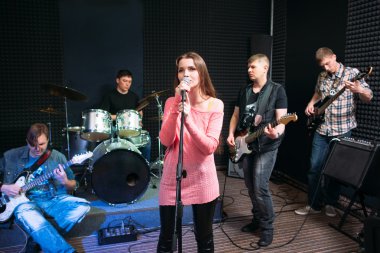 Müzikal grup performans, hobi, eğlence