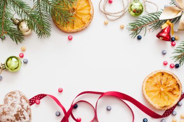 Noel dekorasyonu ve narenciye çerçeve, boş alan