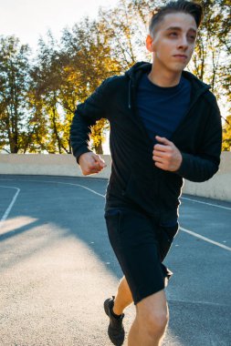 Sprinter çalışan yakın çekim portre