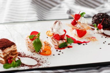 Tatmak için tatlı kek çeşitleri