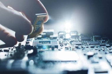 Elektronik mühendisi. Bakım bilgisayar cpu donanım