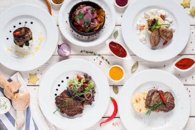 Gurme et yemek ürün yelpazesine düz yatıyordu