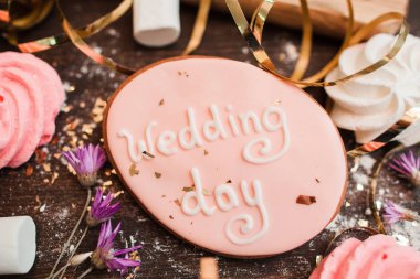 Düğün günü arka plan. Dekorasyon için tatlılar.