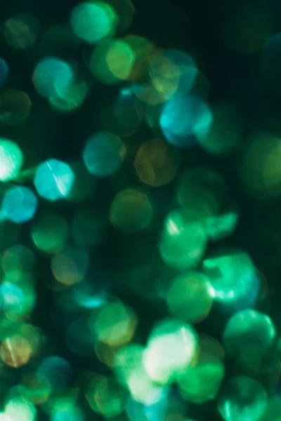 Abstract blurred light background, green halo — Stock Photo, Image