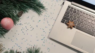 Noel ve yeni yıl tatilleri kutlama