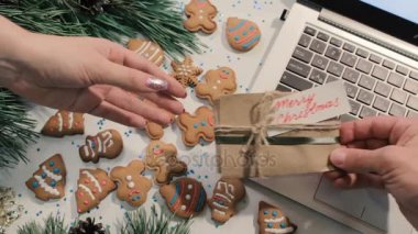 Adam alay kadın hediye, üstten görünüm