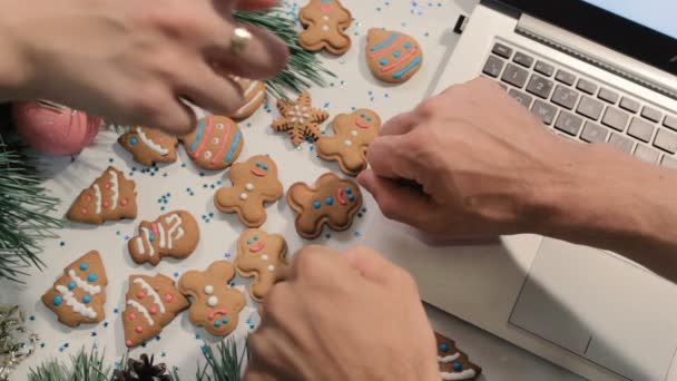 Adivinha onde está o scone. — Vídeo de Stock