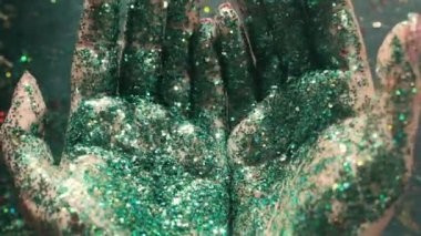 Glitter ile şenlikli dekorasyon