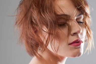 Rüya yaşam. Yaratıcı saç ticari