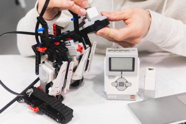 Lego Eve Robotik Mekatronik derleme kavramı