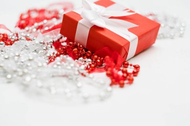 kadın mevcut dekor hediye kutusu ödül