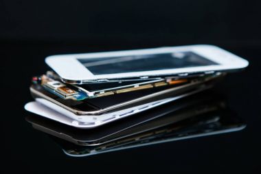 katmanlı smartphone sökme atölye dersleri