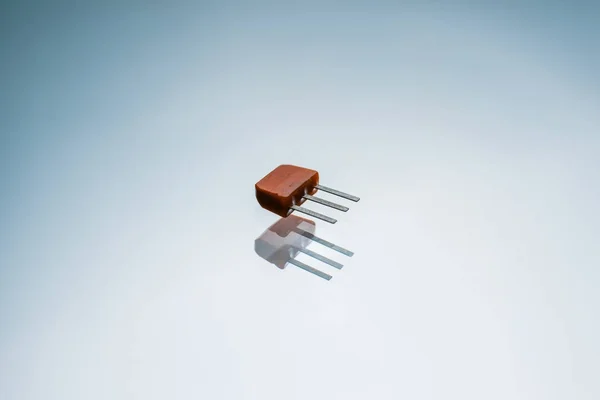 Controlo electrónico do circuito de saída do transistor — Fotografia de Stock