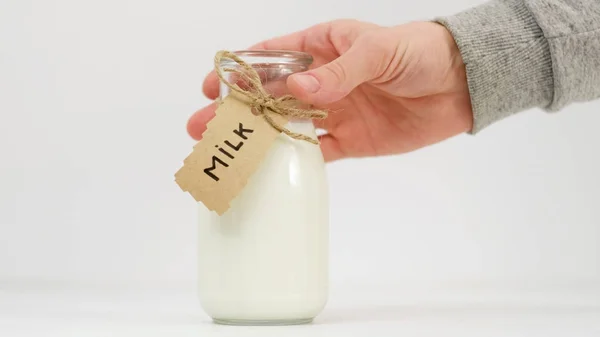 Качество рынка свежего молока — стоковое фото