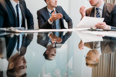 iş adamları bilgi analizi Toplantı Yöneticisi