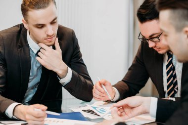 iş takım beyin fırtınası belge bilgileri Toplantı