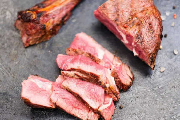 Стейкхаус меню ковбой стейк нарезанная говядина мясо — стоковое фото