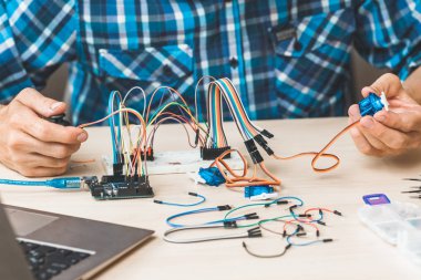 elektronik mühendisliği bilimsel araştırma laboratuvarı