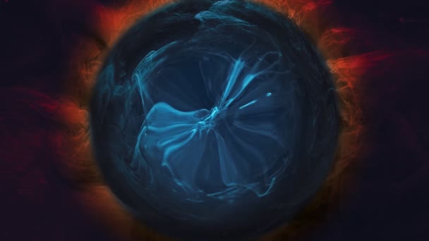 Alevler içindeki kristal küre Mavi girdap kırmızı sis hareketi — Stok video