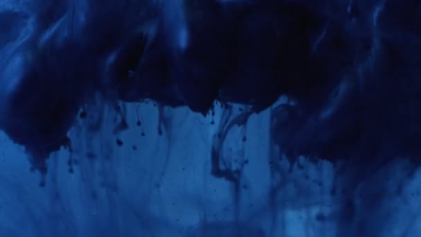 Cor líquido respingo galáxia azul fumaça nuvem água — Vídeo de Stock