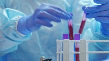 Coronavirus pandemik teşhis test hemşiresi