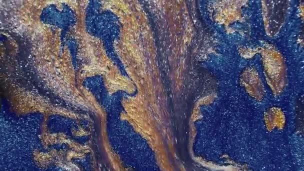 Fluido arte brillo fantasma azul dorado flujo de pintura — Vídeos de Stock
