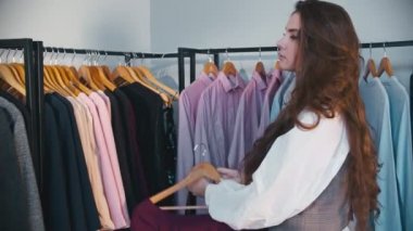 Kişisel moda tasarım kadın imaj danışmanı