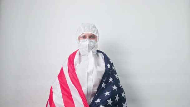 Ιατρική εξειδικευμένη ppe υποστήριξη σημαία της Αμερικής — Αρχείο Βίντεο