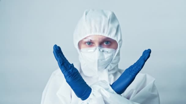 Medical worker stop spreading virus crossed hands — Stock Video