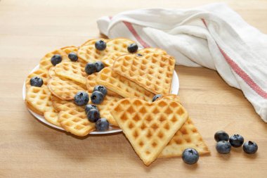 Meyve ile lezzetli Belçika waffle