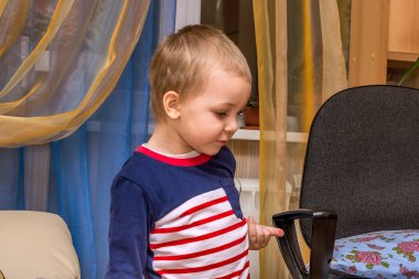 neşeli ve neşeli bir çocuk