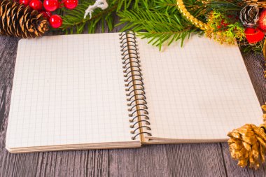 defter ve kalem ahşap üzerine Noel arka plan