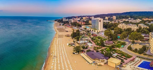 Panoramatický výhled na pláž Golden Sands v Bulharsku. 2019 — Stock fotografie