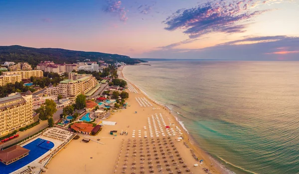 Panoramatický výhled na pláž Golden Sands v Bulharsku. 2019 — Stock fotografie