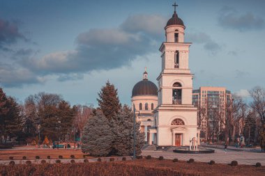Chisinau, Moldova Cumhuriyeti 'nin başkenti. Chisinau Metropolitan Central Park. 2020