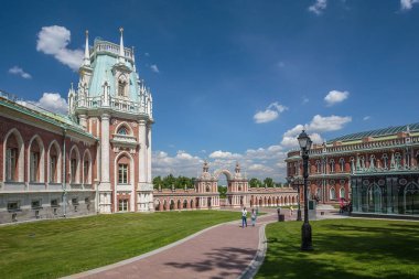 Rusya, Moskova. Sarayın Tsaritsyno parkta. 26 Mayıs 2016.