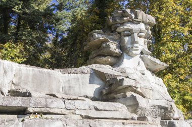 Rusya, Sochi. Heykel kompozisyon Matsesta. 09 Kasım 2013.