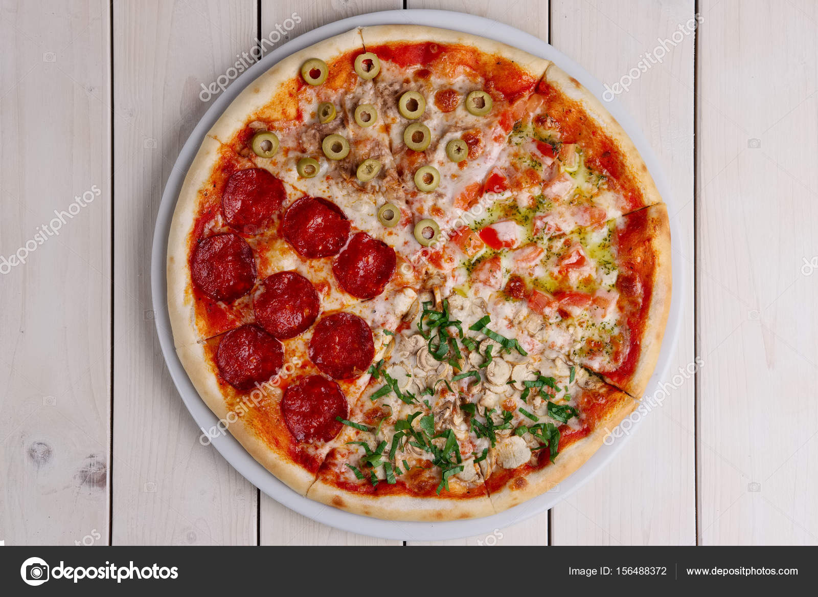 Пицца в виде цифры. Пицца неаполитано на белом фоне. Последние 4 цифры а 4 пицца. Последние 4 цифры а 4 пицца. Цифра 5 в стиле пиццы.