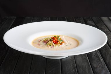 Sebzeli baharatlı tavuk çorbası