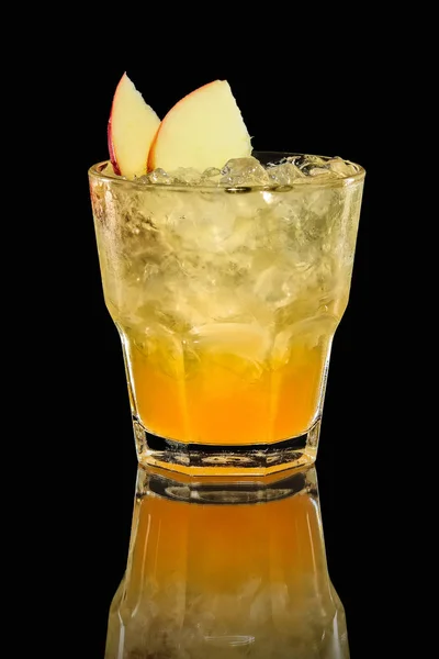 Η Apple και πορτοκαλί πάγος ποτό — Φωτογραφία Αρχείου