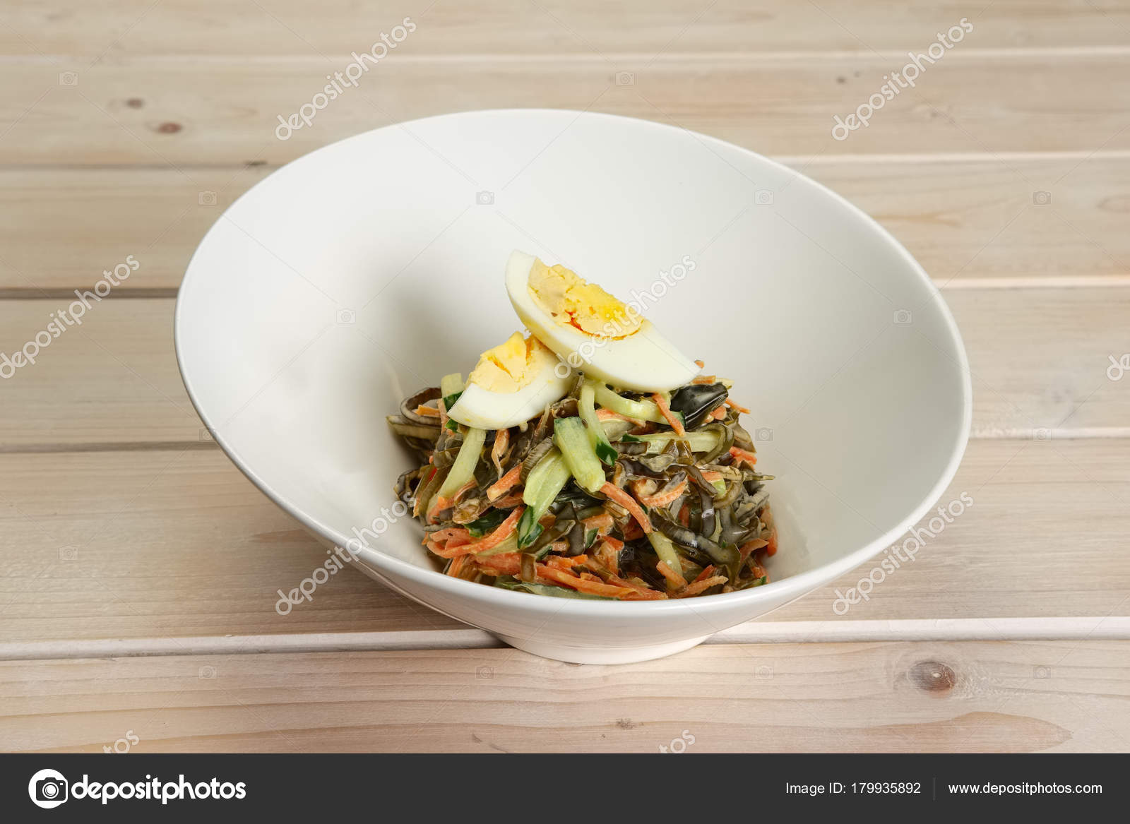 Salad with sea kale and egg: recipe with photo Salad with sea kale and egg: recipe with photo