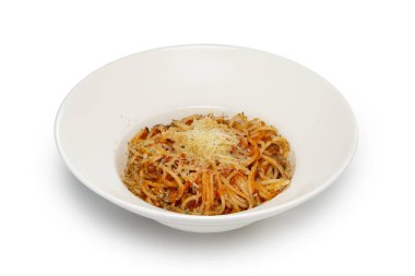 Menü düzeni. Tütsülenmiş sosis ve peynir ile makarna